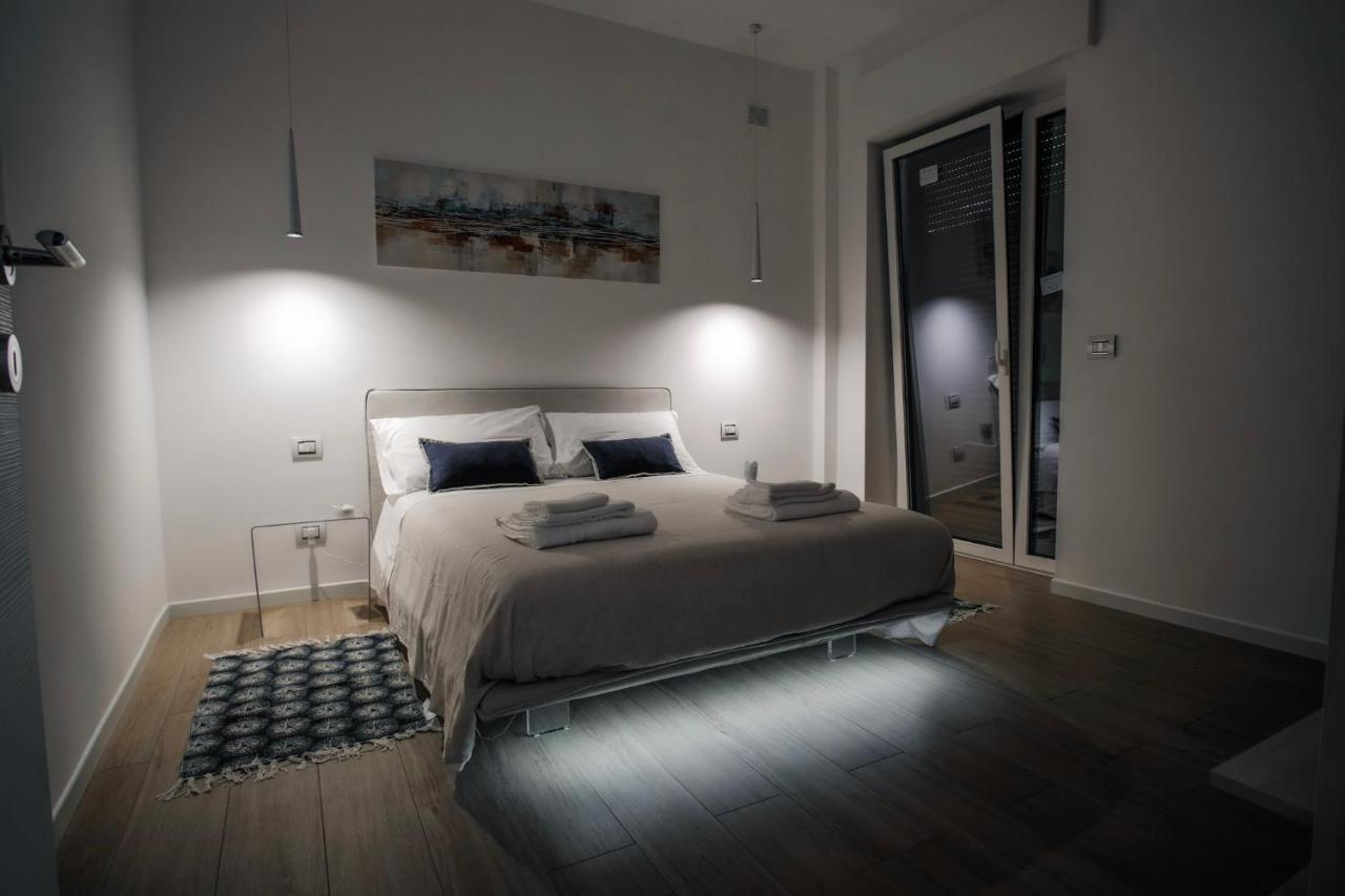 Rossani Suites&Aparts Bari Ngoại thất bức ảnh
