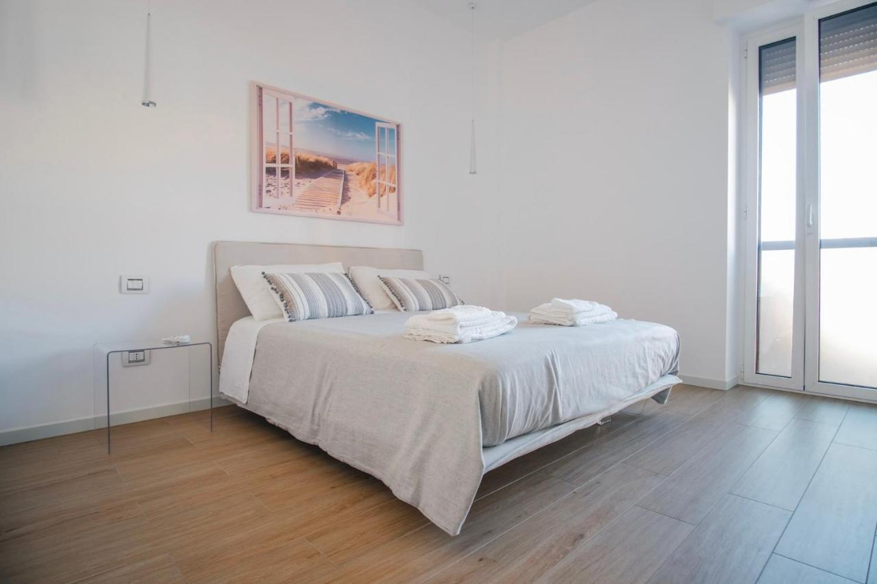 Rossani Suites&Aparts Bari Ngoại thất bức ảnh